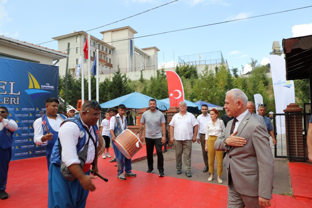 Altınkemer Yağlı Pehlivan Güreşleri Başladı