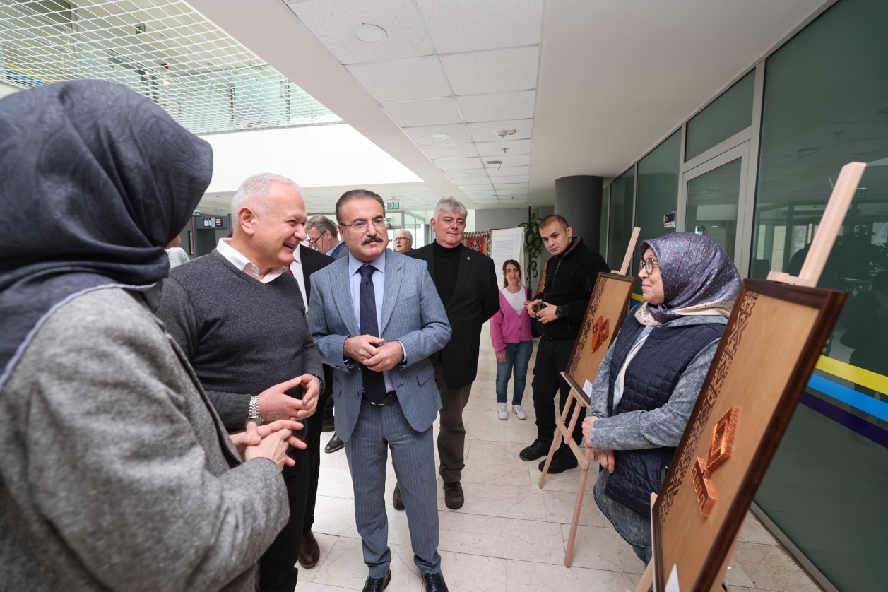 Filografi Sergisi Karamürsel’de Sanatseverlerle Buluştu