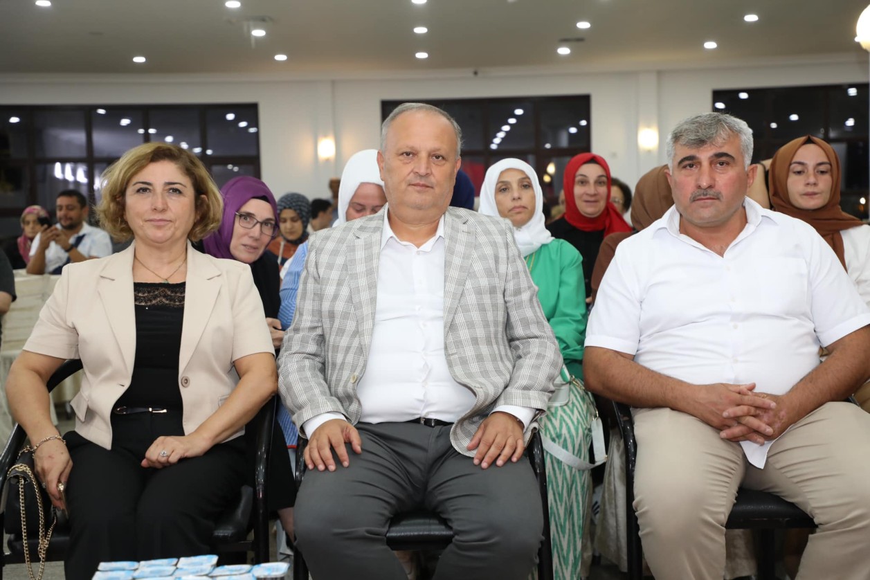 KARADENİZLİLER KARDEŞLİK GECESİ DÜZENLENDİ